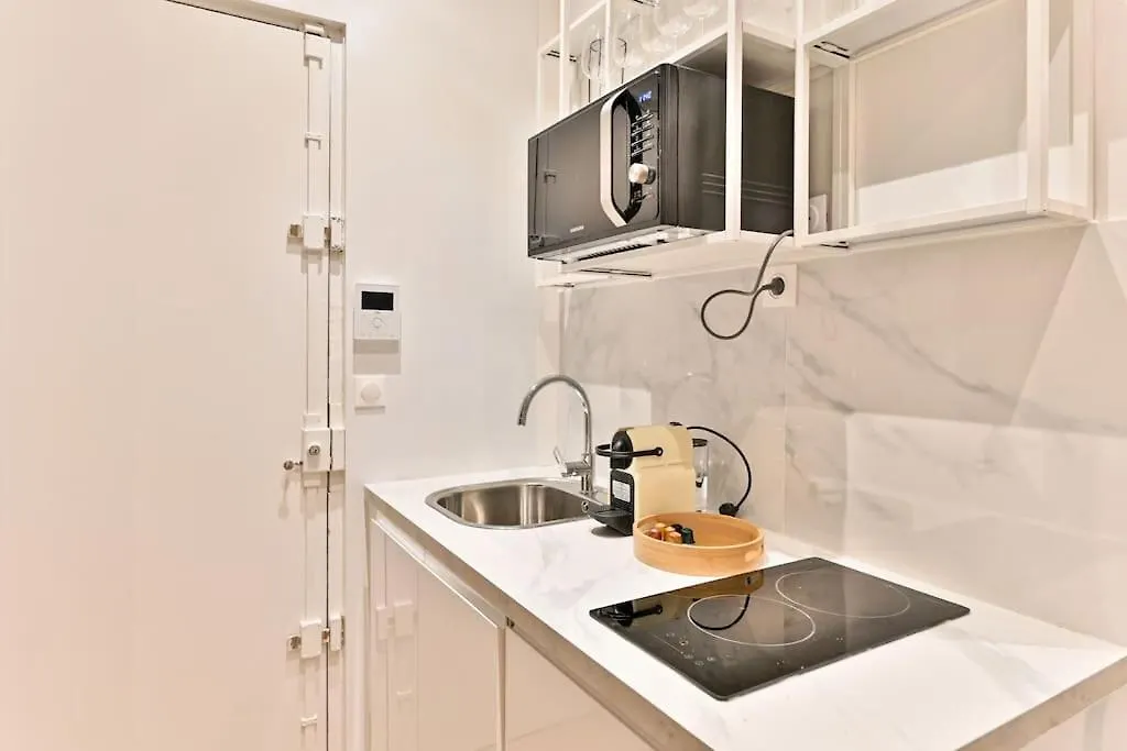 Apartment Appartement Central Proche Atelier Des Lumieres Paris