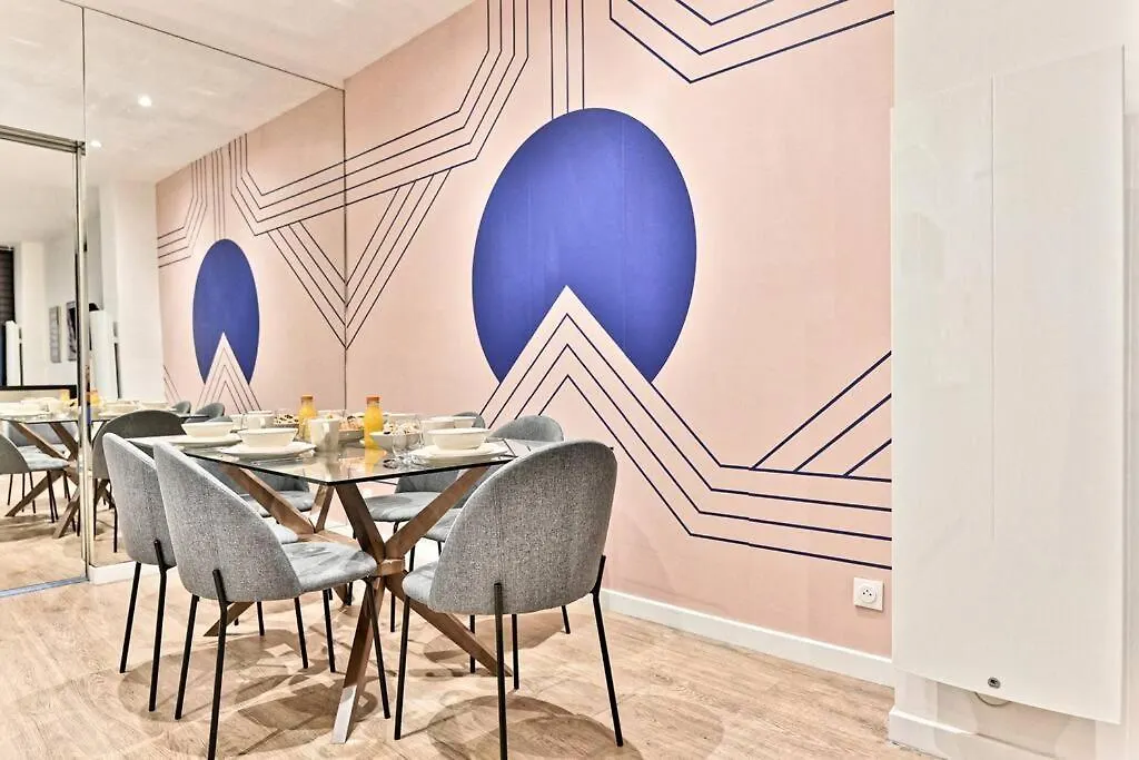 Apartment Appartement Central Proche Atelier Des Lumieres Paris France