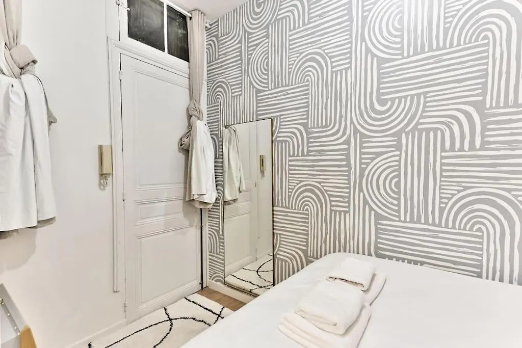 Apartment Appartement Central Proche Atelier Des Lumieres Paris